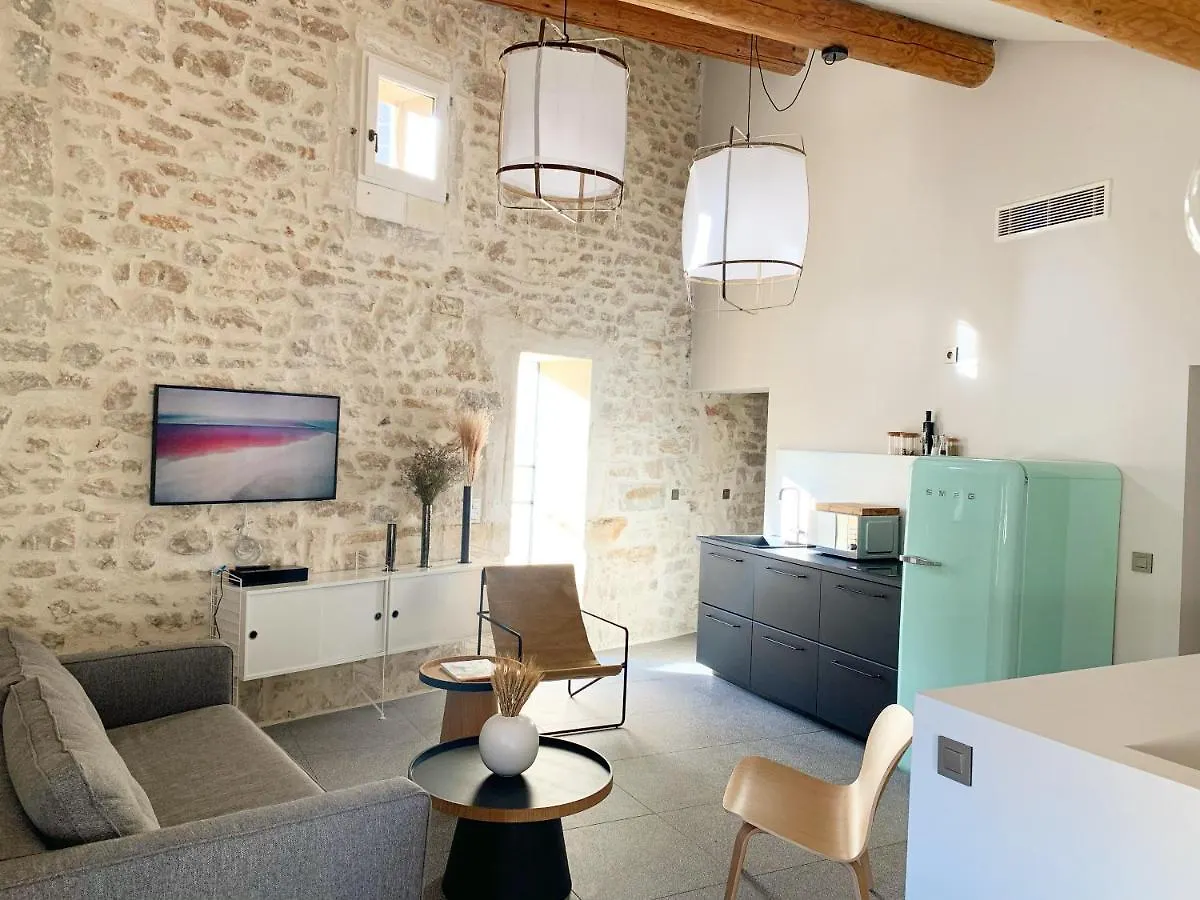 La Maison Favier Saint-Remy-de-Provence Apartment