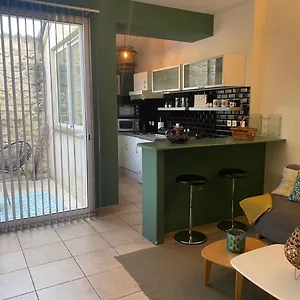Le Loft Patio, Au Coeur Du Village Saint-Remy-de-Provence
